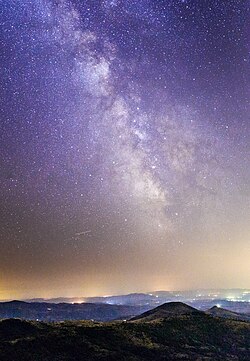 Поглед на Млечен Пат со Персеиди од Кокино